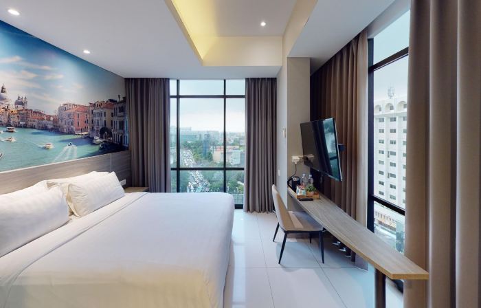 The Life Styles Hotel Surabaya
