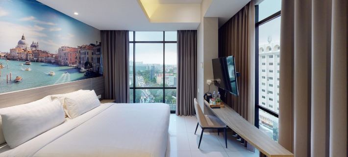 The Life Styles Hotel Surabaya Hotels in Genteng
