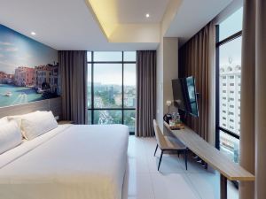 The Life Styles Hotel Surabaya