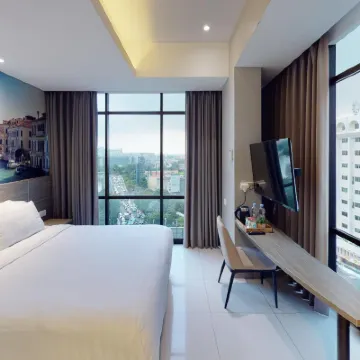 The Life Styles Hotel Surabaya Hotel dekat Stasiun Kereta Gubeng