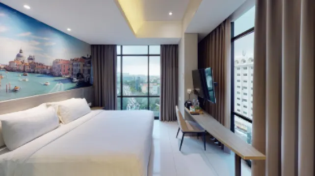 The Life Styles Hotel Surabaya Hotels near Grand City Convention And Exhibition