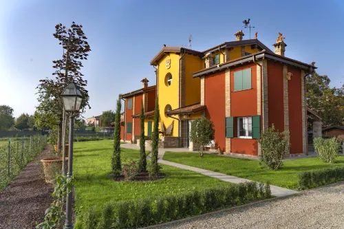 Corte Cantoni Hotels in Castelfranco Emilia