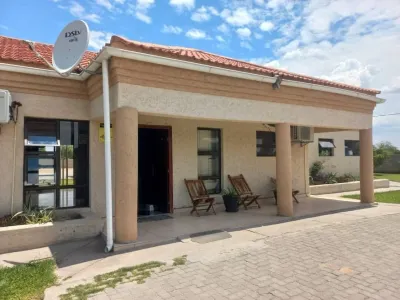 ShakeVille Guest House Hotels in Shakawe
