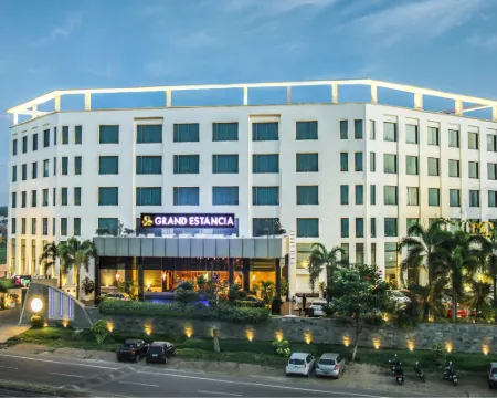 Grand Estancia Salem โรงแรมในเซเลม