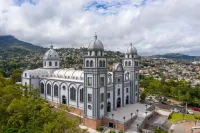 InterContinental Hotels TEGUCIGALPA AT MULTIPLAZA MALL by IHG Hotel di 