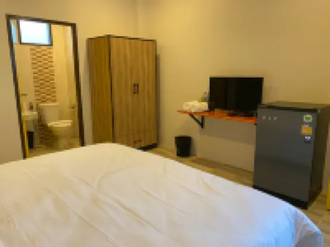 เอ็น แอนด์ เอ็น เฮ้าส์ แหลมหิน