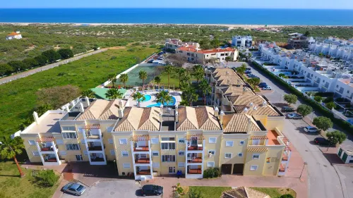 Praia da Lota Resort – Beachfront Apartments Hotels in Altura