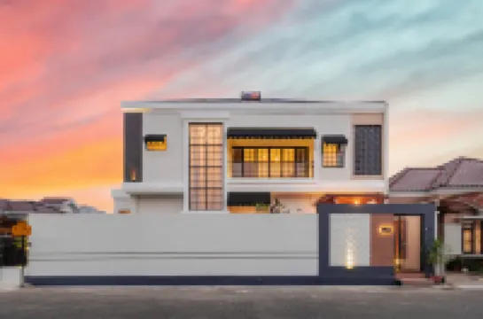 Hening Pool Villa โรงแรมใน