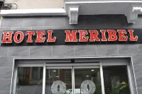 Hôtel Méribel Hotels near Botanique