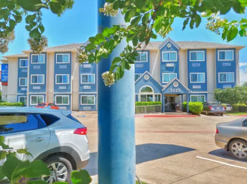 阿里亞酒店及套房