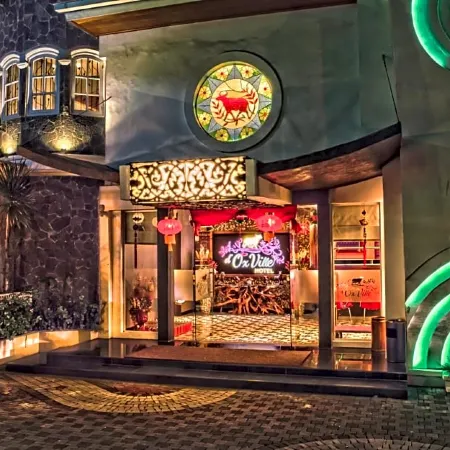 Oxville Hotel Отели рядом с достопримечательностью «Пляж Carocok»