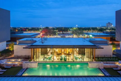 The George, by Valencia Hotel Collection