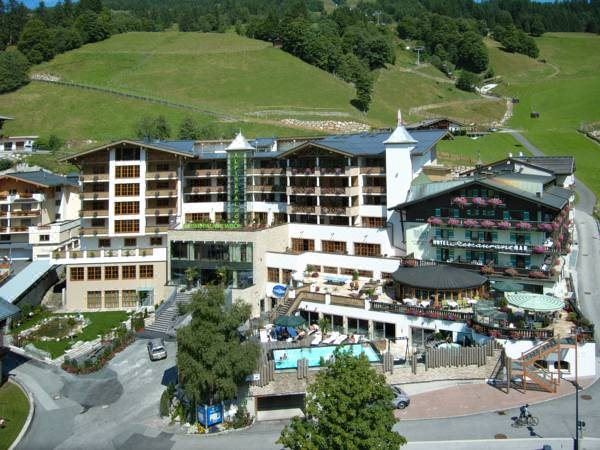 Stammhaus Wolf im Hotel Alpine Palace-Hinterglemm Updated 2023 Room  Price-Reviews & Deals | Trip.com