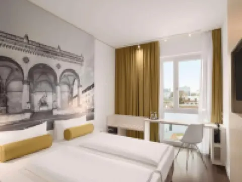 Super 8 by Wyndham Mainz Zollhafen マインツのホテル