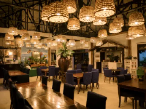 แซมคารา เรสเตอร์รองต์ แอนด์ การ์เด้น รีสอร์ท โรงแรมในลากูนา