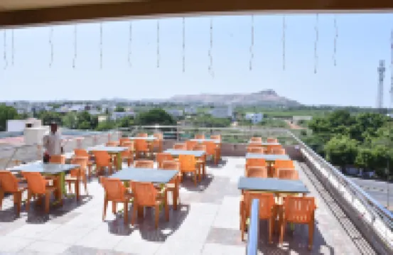 克里希納維傑瑪哈爾酒店