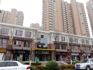 7 Days Hotel (Xuzhou Xincheng Municipal Government Olympic Sports Store)