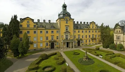 Schaumburger Ritter Hotels near Art Doktorsee