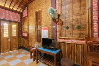 RedDoorz Syariah @ Banyu Asem Banyuwangi Hotels in Kabat