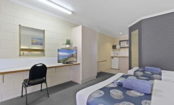 Cunningham Shore Motel