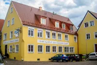 Hotel Gasthof Zum Goldenen Lamm Hotels in Wemding
