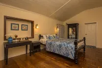 Ging Tea House Hotels in 