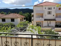 Apartments Emmas Studio Hotels in Općina Stari Grad
