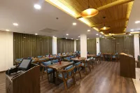 Lemon Tree Hotel, Kasauli Hotels in Solan
