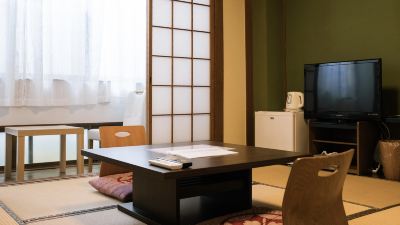 Japanese-Style Budget Room with Shared Bathroom