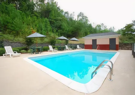 Best Western Seneca-Clemson Отели рядом с достопримечательностью «Парк округа Юг Ков»