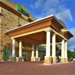 Holiday Inn Express & Suites Fredericksburg Hotels in Fredericksburg