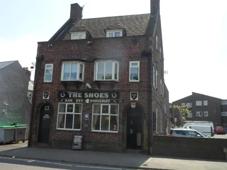 The Shoes Отели в г. Дурем