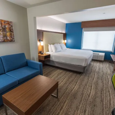 Wingate by Wyndham Lafayette Airport