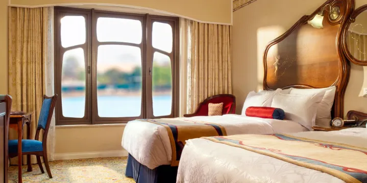 Shanghai Disneyland Hotel image 2