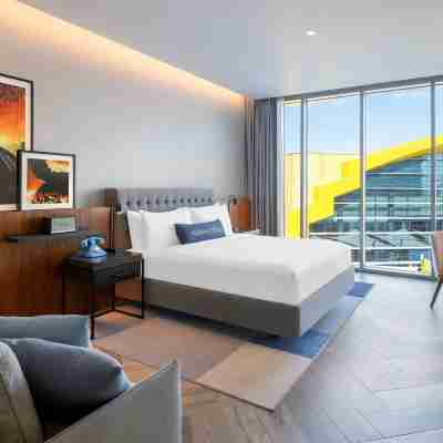 The WB Abu Dhabi Hotel, Curio Collection by Hilton Rooms