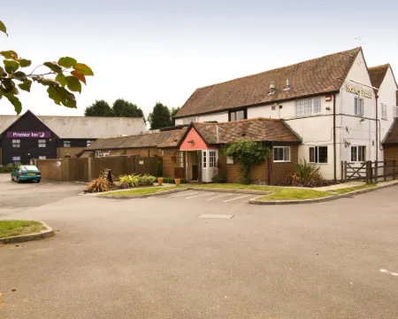 Premier Inn Farnborough West (Southwood) Hotels in Farnborough