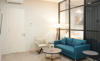 Hotel Laboratory UC Residence