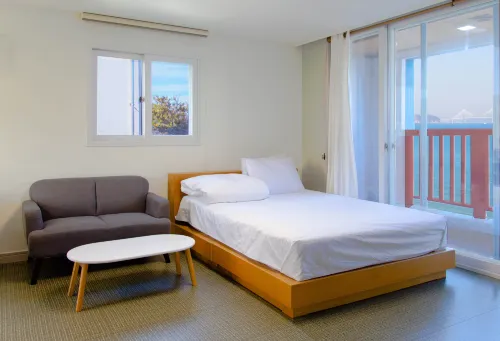 Beachblue Pension Geoje