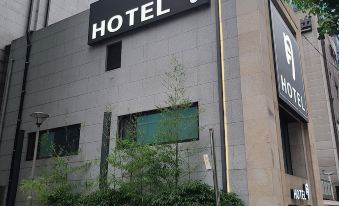 Shinchon Wol Hotel