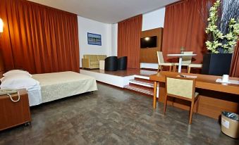 Bella Italia Palace Hotel - Housity