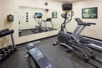 GrandStay Residential Suites Hotel - gimnasio