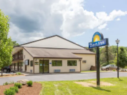 Days Inn by Wyndham Athens Hotels in Athens