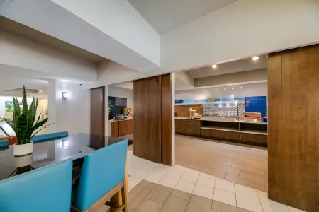 Holiday Inn Express & Suites THE VILLAGES by IHG