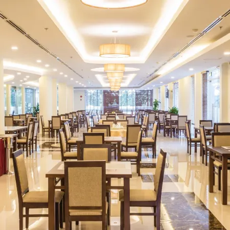 Sai Gon Phu Tho Hotel