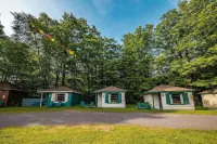 Park Motel and Cabins