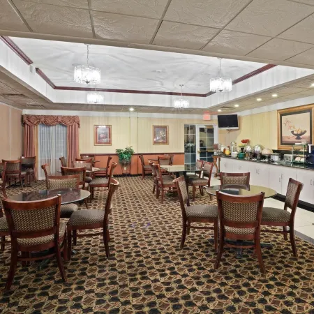 La Quinta Inn & Suites by Wyndham Dodge City