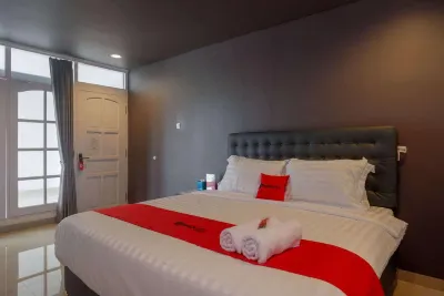 RedDoorz Near Bukitsari Semarang Hotel a Ngesrep
