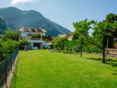 Rosengartenhof Hotels in Andrian