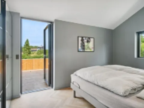 "Edina" - 350m from the Sea