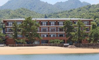 Miyajima Seaside Hotel